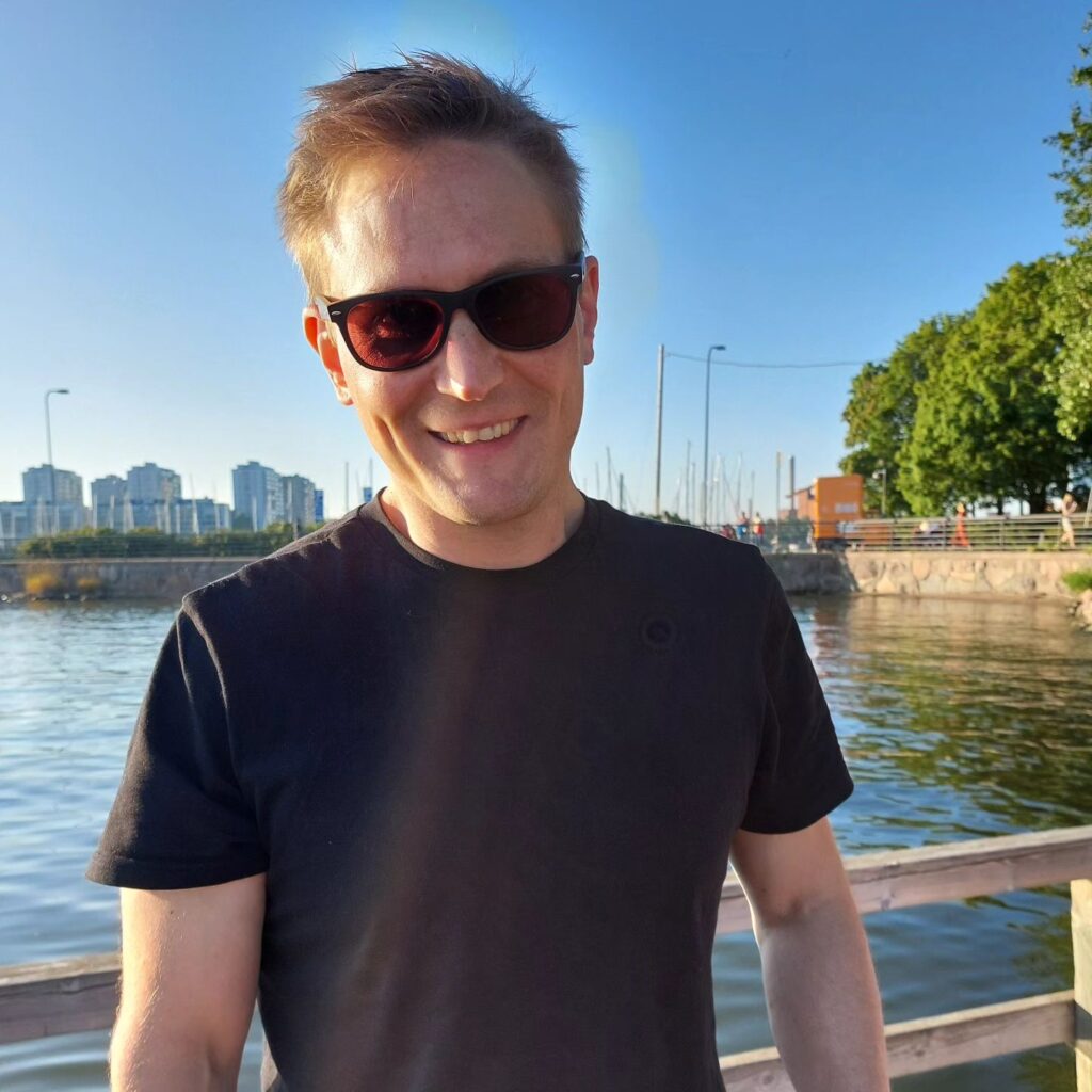 Instagram post from luontoa_ig. This post is in position 7.